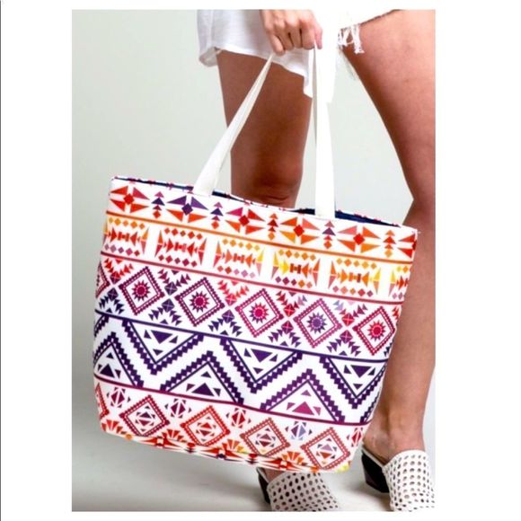 🍃Boho Tote with match Wristlet🍃 - Picture 3 of 4